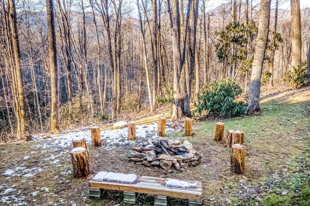 Little Bear Villa Maggie Valley Exterior photo